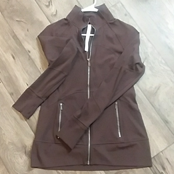 lululemon athletica Tops - Lululemon brown longsleeve zip up